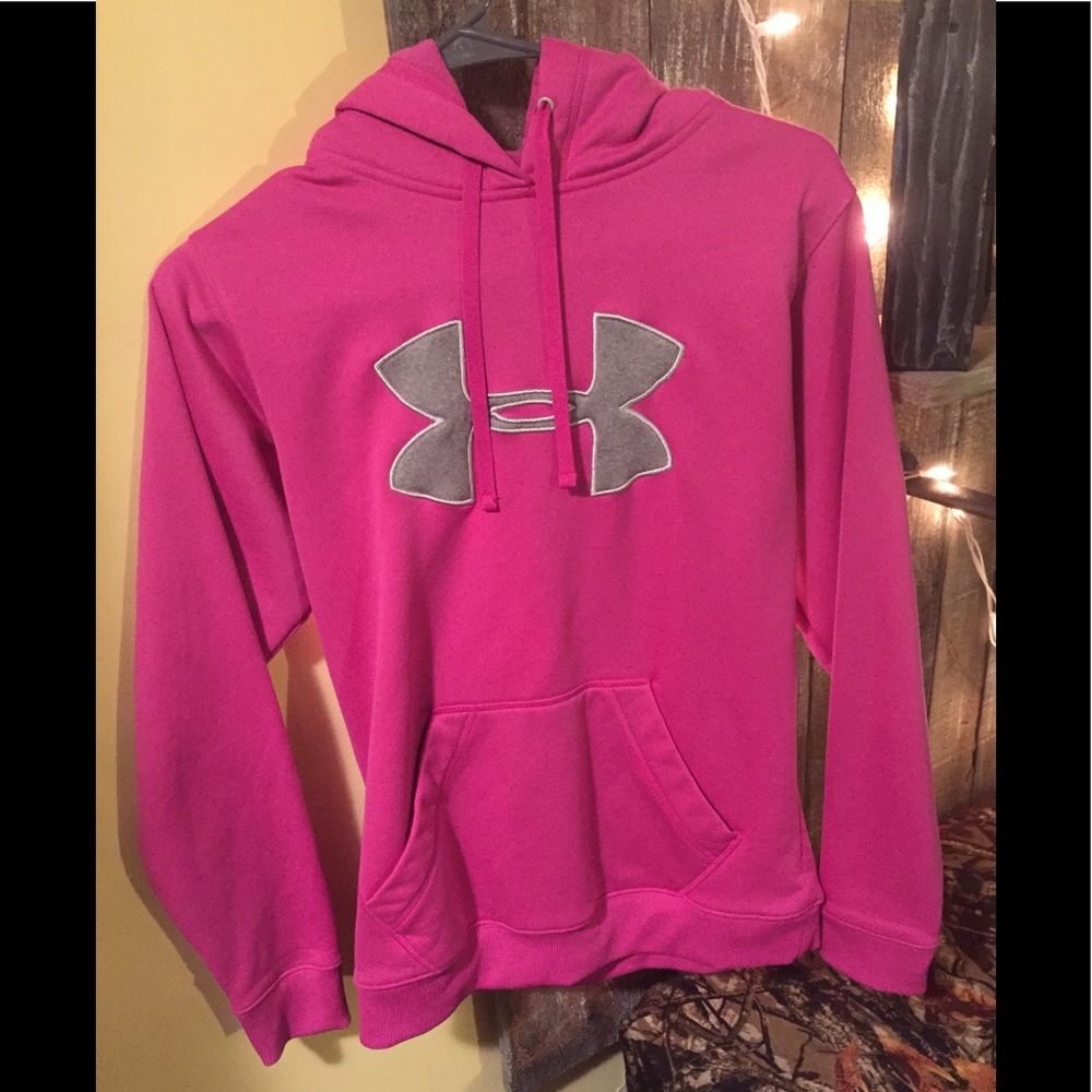 Women’s UA hoodie